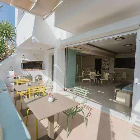 Hotel The Saint Vlassis Naxos City