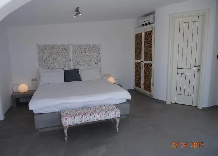 Отель The Saint Vlassis 3*