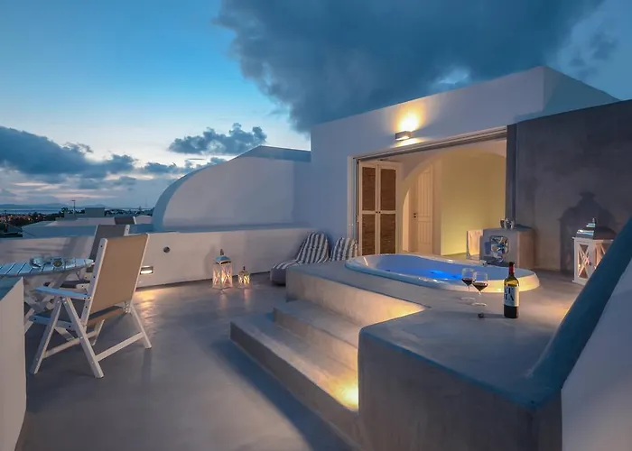 Отель The Saint Vlassis Naxos City