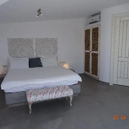 فندق The Saint Vlassis 3*