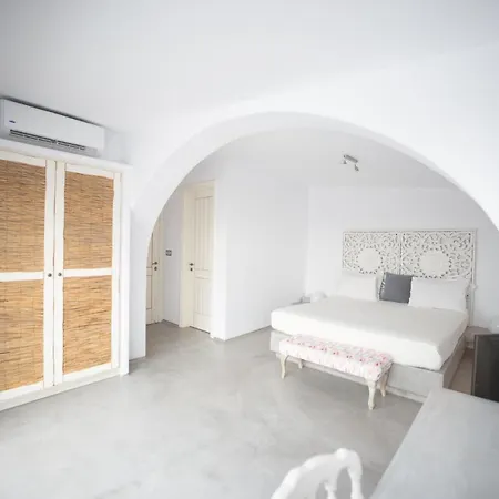 Hotel The Saint Vlassis Naxos City