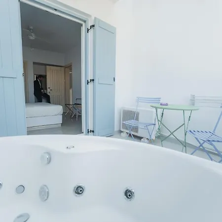 The Saint Vlassis 3* Naxos City